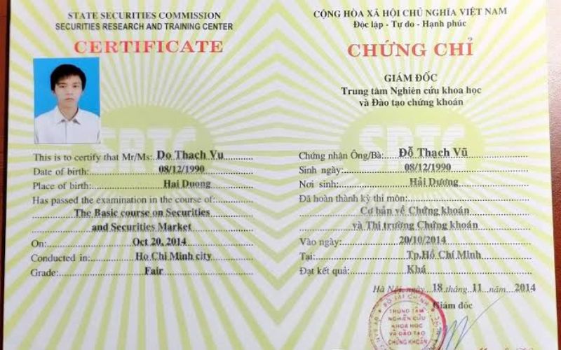 chung-chi-hanh-nghe-chung-khoan-1.jpg