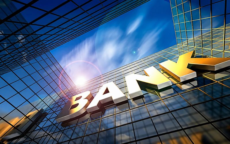 Có 1 tỷ nên gửi ngân hàng nào? So sánh lãi suất 3 nhóm ngân hàng