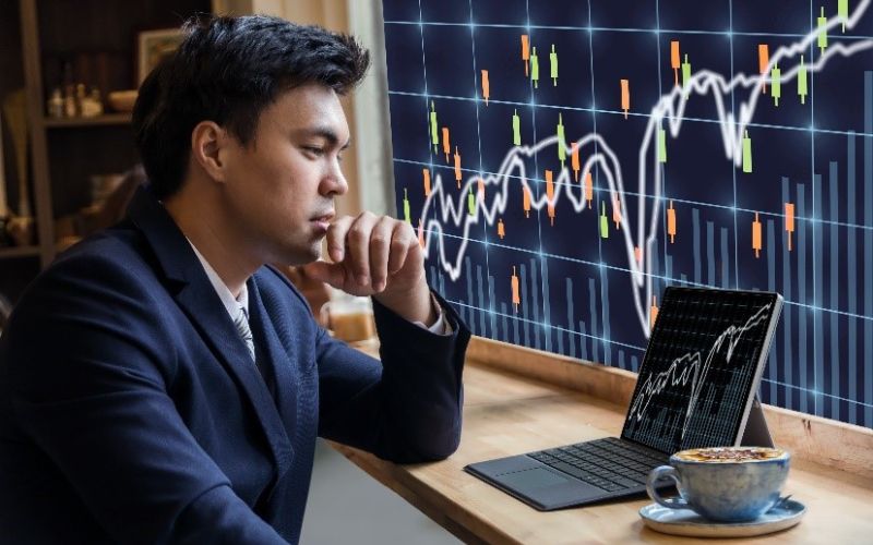 Đầu tư thực thụ hay trò chơi may rủi