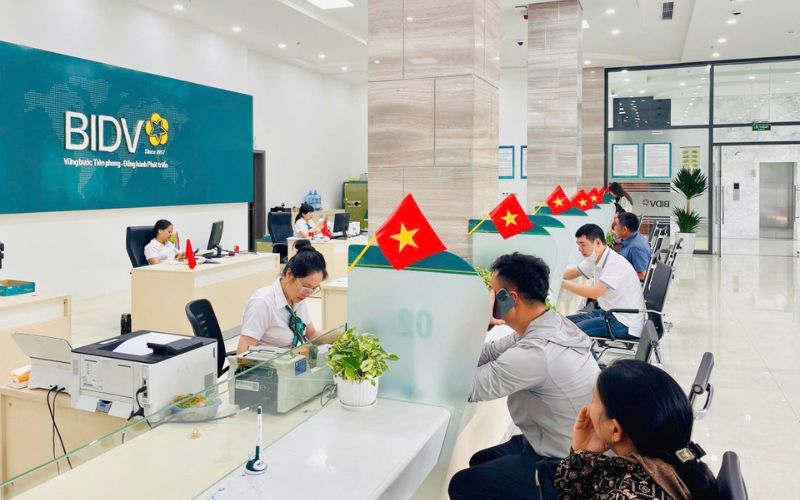 Những rủi ro cần thận trọng khi mua cổ phiếu BID
