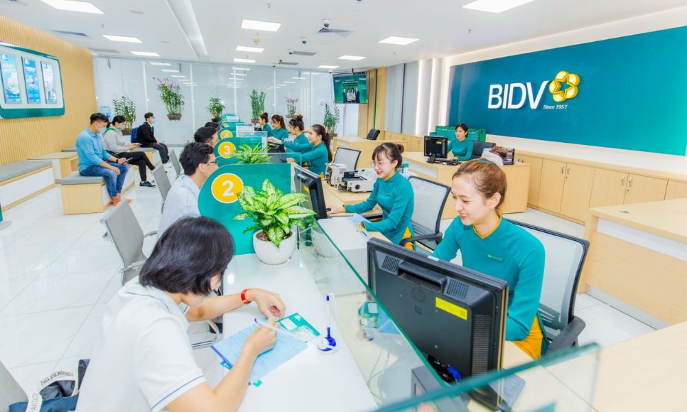 Có nên mua cổ phiếu BID: Triển vọng tăng vốn và rủi ro NIM