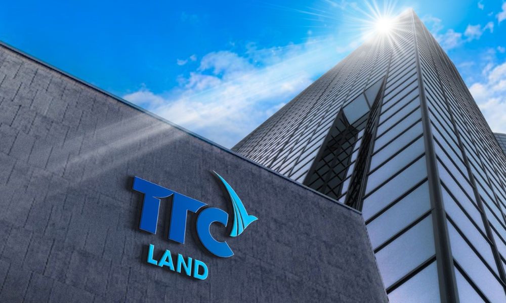 Có nên mua cổ phiếu SCR? Thông tin chi tiết cho nhà đầu tư mới