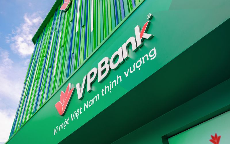 Rủi ro nợ xấu và áp lực chi phí dự phòng rủi ro tín dụng của VPBank