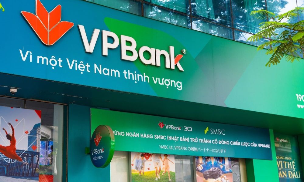 Có nên mua cổ phiếu VPB: Điểm rơi lợi nhuận hay rủi ro nợ xấu tiêu dùng