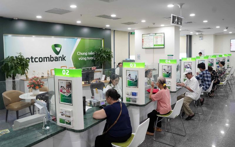 Lãi suất gửi tiết kiệm ngân hàng Vietcombank tại quầy