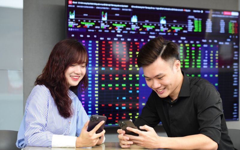 Ứng trước tiền bán chứng khoán là gì?